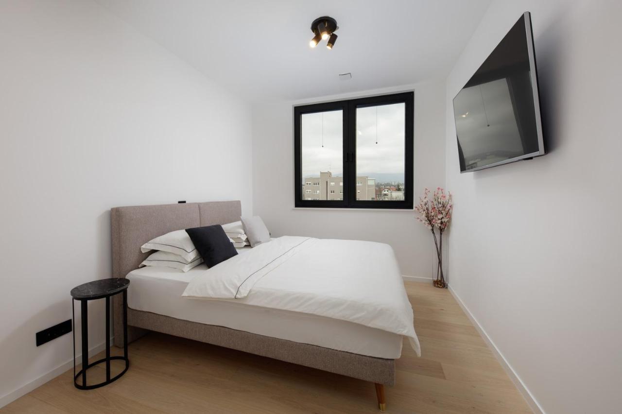 Apartmán Luxury Haven In Záhřeb Exteriér fotografie
