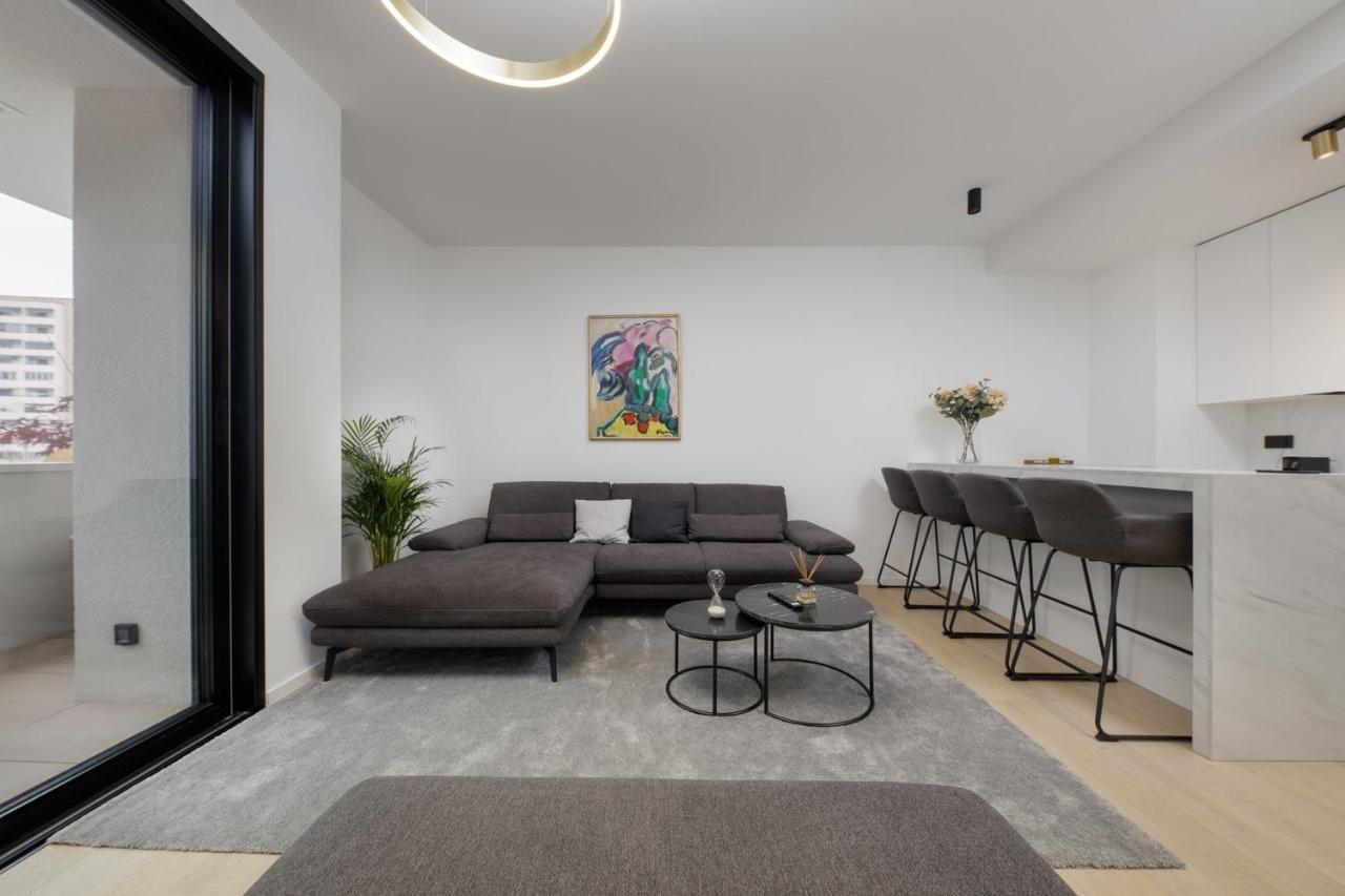 Apartmán Luxury Haven In Záhřeb Exteriér fotografie